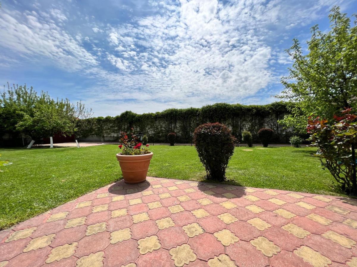 Villa Jardin - Novosel Εξωτερικό φωτογραφία